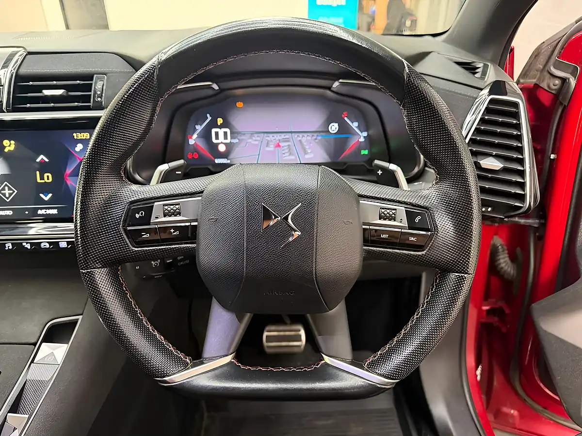 Used 2019 DS Automobiles DS 7 Crossback Performance Line Red - Interior and Exterior details 6