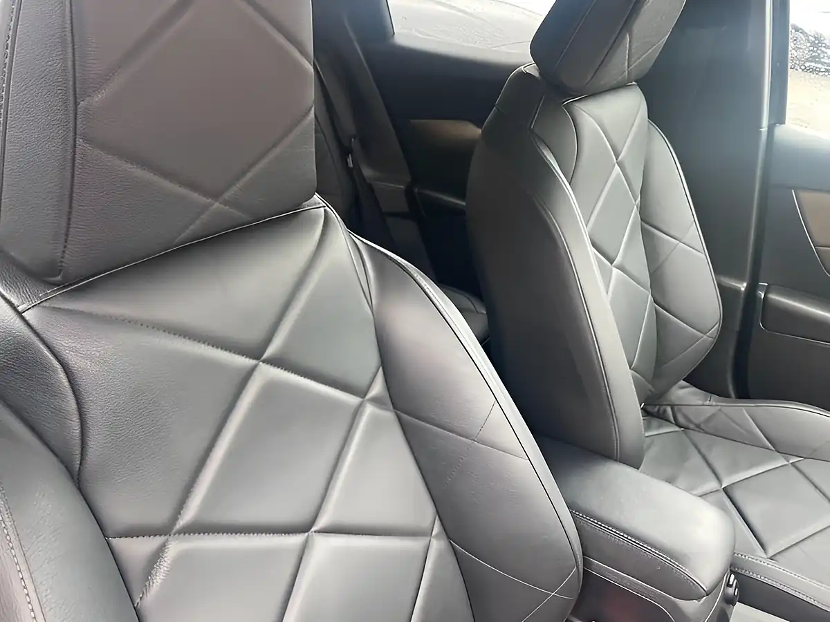 Used 2019 DS DS 3 Prestige Black - Interior and Exterior details 14