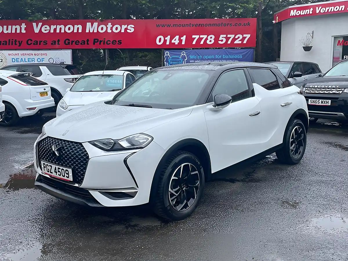 Used 2019 DS DS 3 Prestige Crossback White - Interior and Exterior details 4