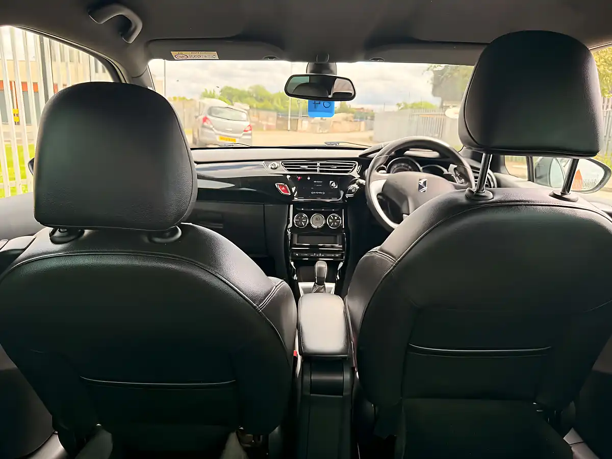 Used 2019 DS DS3 Forever Purple - Interior and Exterior details 13
