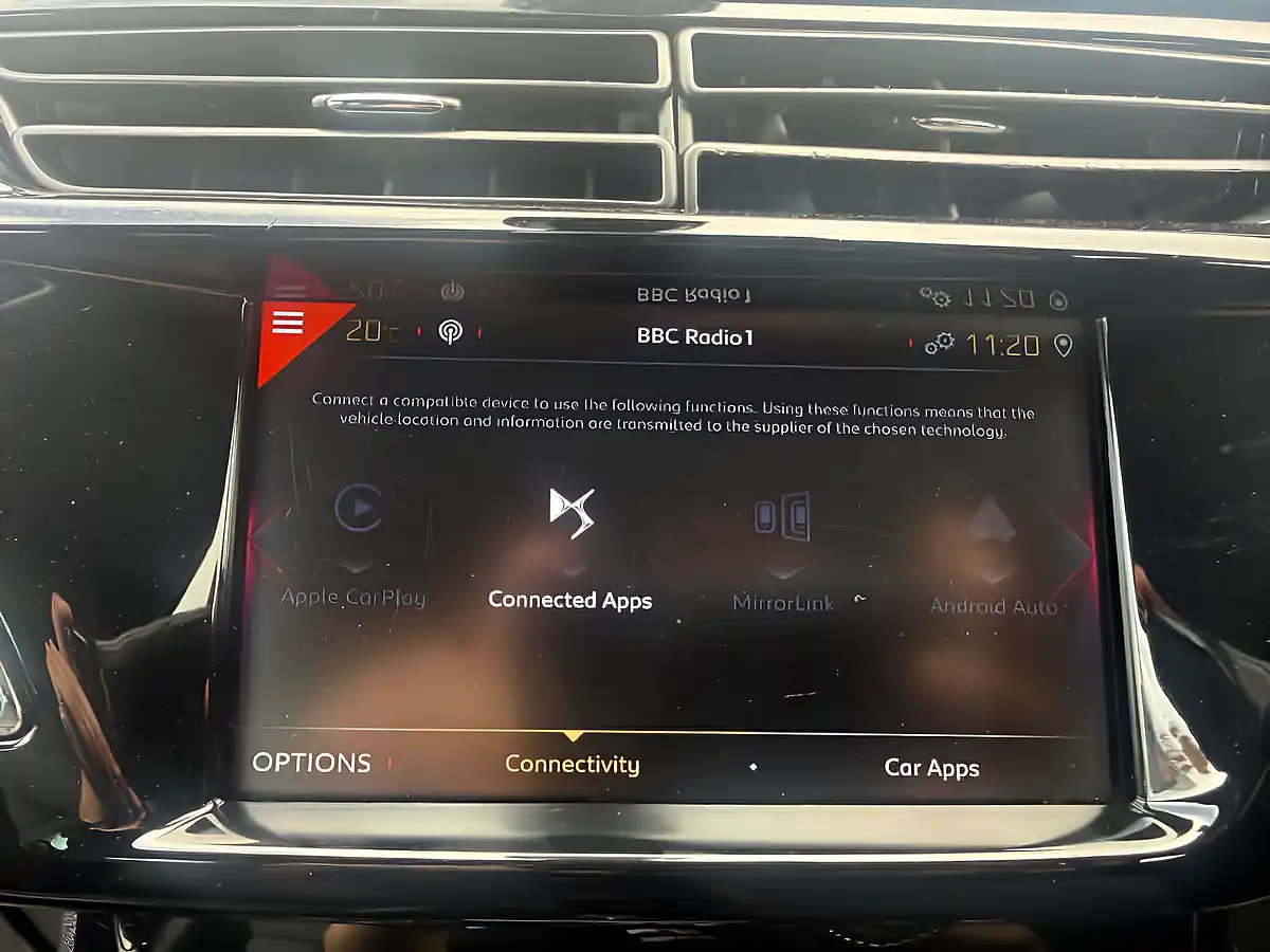Used 2019 DS DS3 Forever Purple - Interior and Exterior details 18
