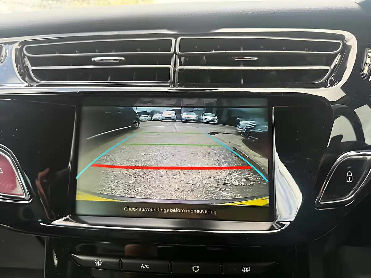 Used 2019 DS DS3 Forever Purple - Interior and Exterior details 19