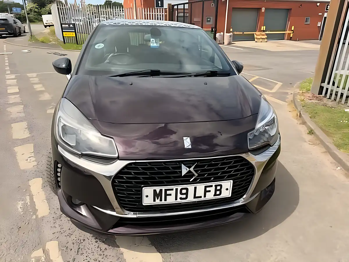 Used 2019 DS DS3 Forever Purple - Interior and Exterior details 2