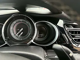 Used 2019 DS DS3 Forever Purple - Interior and Exterior details 20