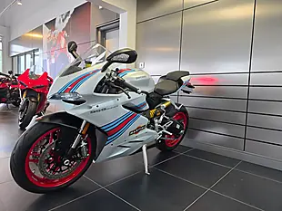Used 2019 Ducati 959 Panigale Martini Livery White - Interior and Exterior details 11