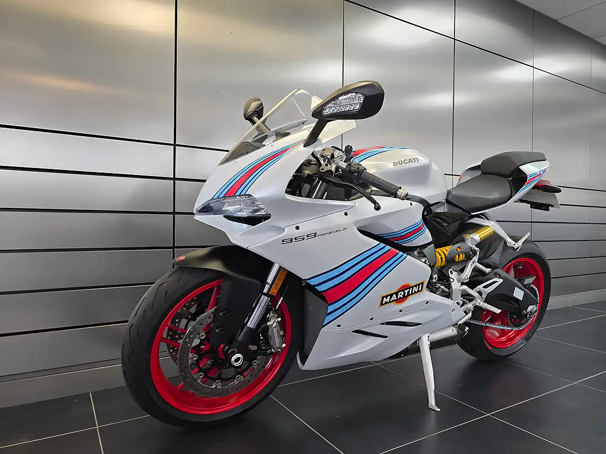 Used 2019 Ducati 959 Panigale Martini Livery White - Interior and Exterior details 17