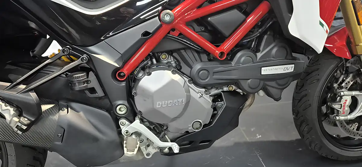 Used 2019 Ducati Multi1260 Pikes Peak - Interior and Exterior details 4