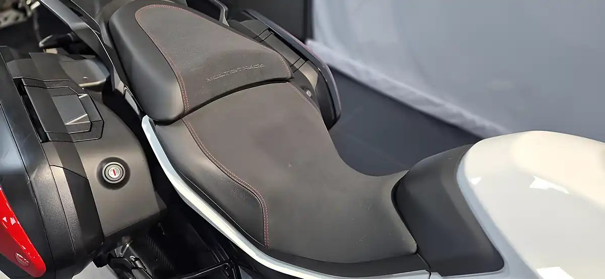 Used 2019 Ducati Multi1260 Pikes Peak - Interior and Exterior details 9