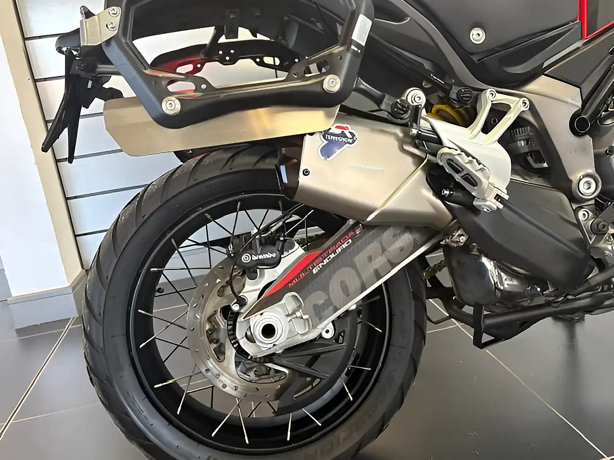 Used 2019 Ducati Multistrada 1260 Enduro Red - Interior and Exterior details 3