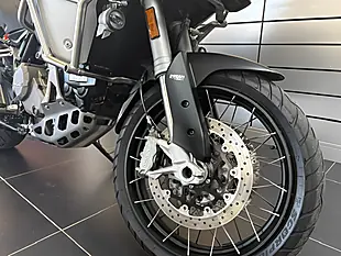 Used 2019 Ducati Multistrada 1260 Enduro Red - Interior and Exterior details 4
