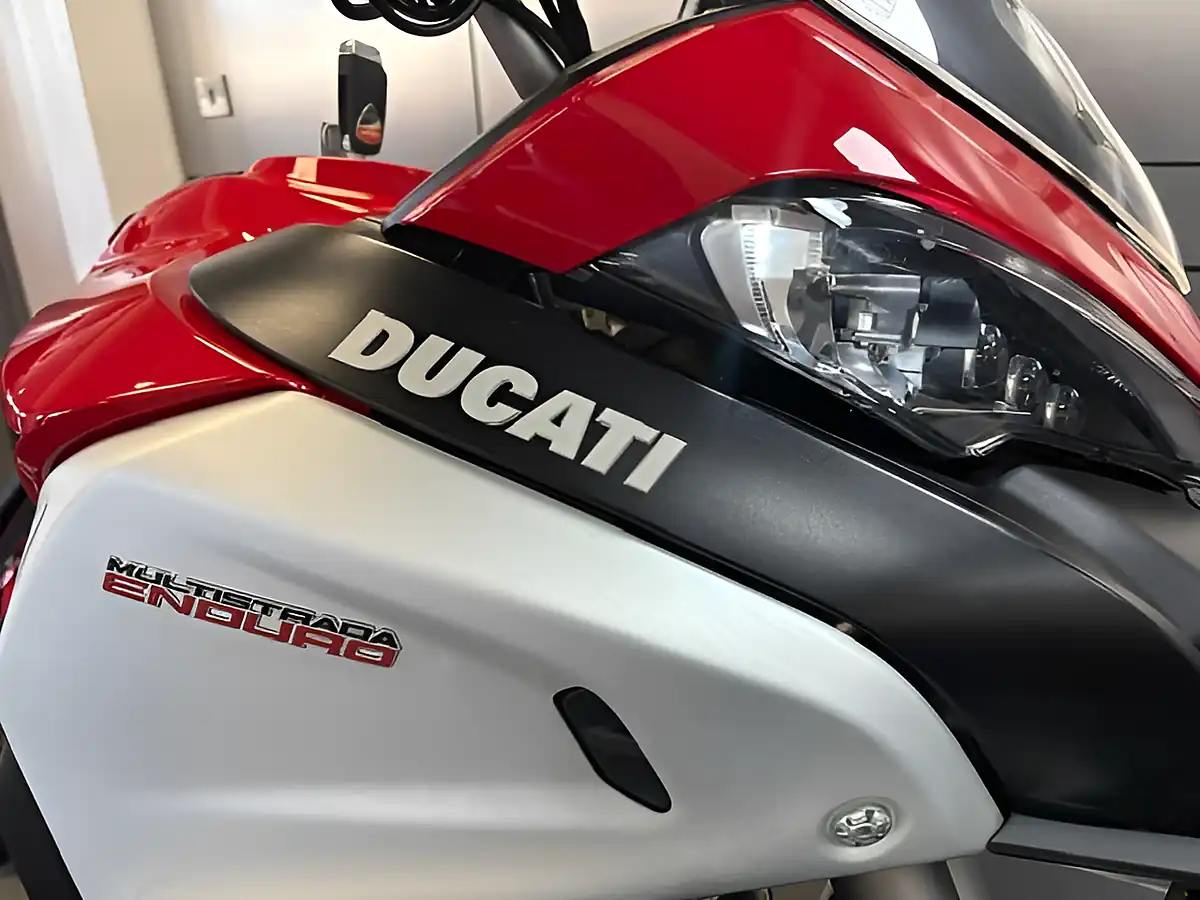 Used 2019 Ducati Multistrada 1260 Enduro Red - Interior and Exterior details 5
