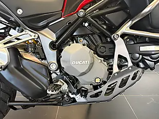 Used 2019 Ducati Multistrada 1260 Enduro Red - Interior and Exterior details 7
