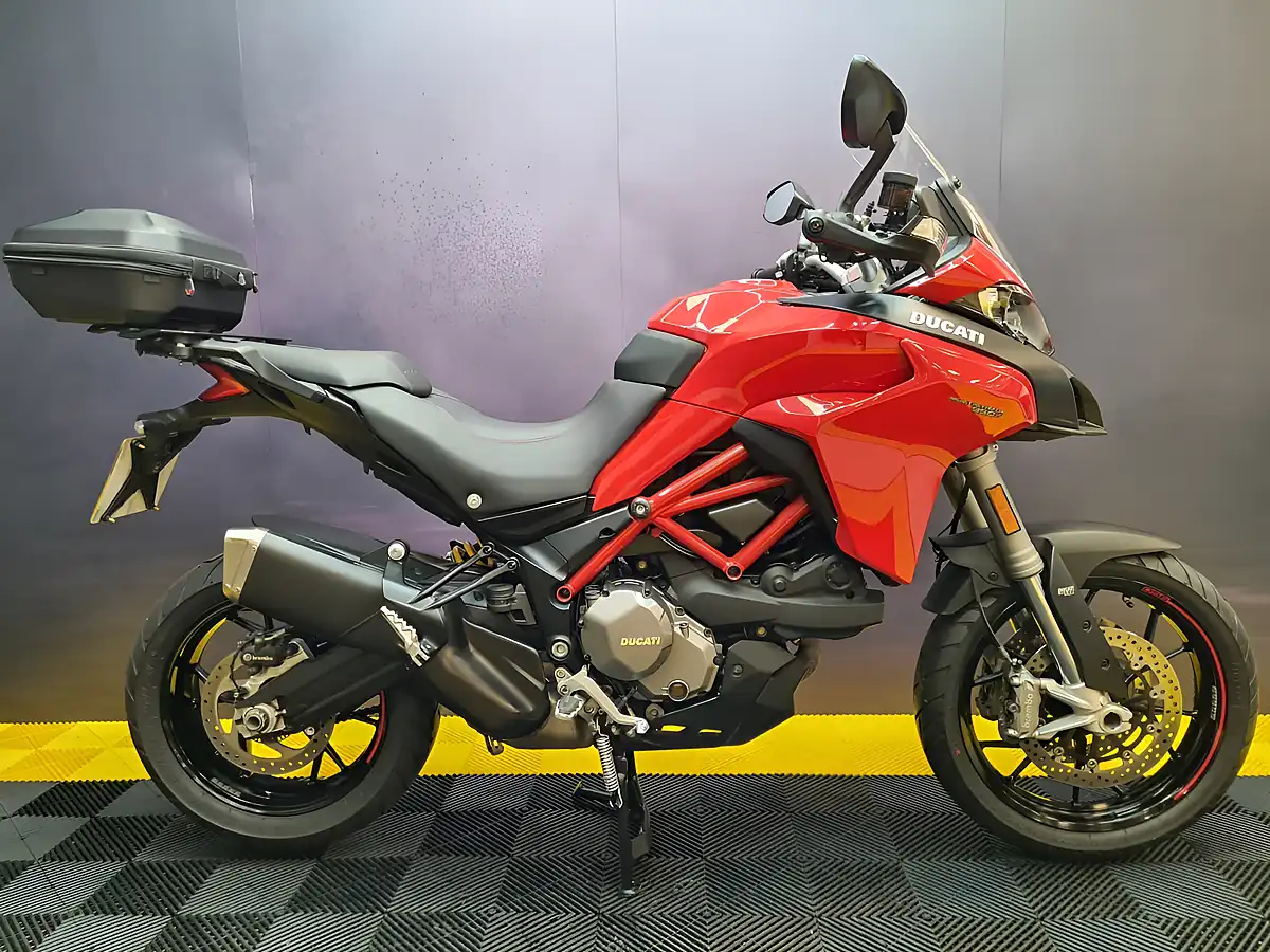 Used 2019 Ducati Multistrada 950 S Red - Interior and Exterior details 2