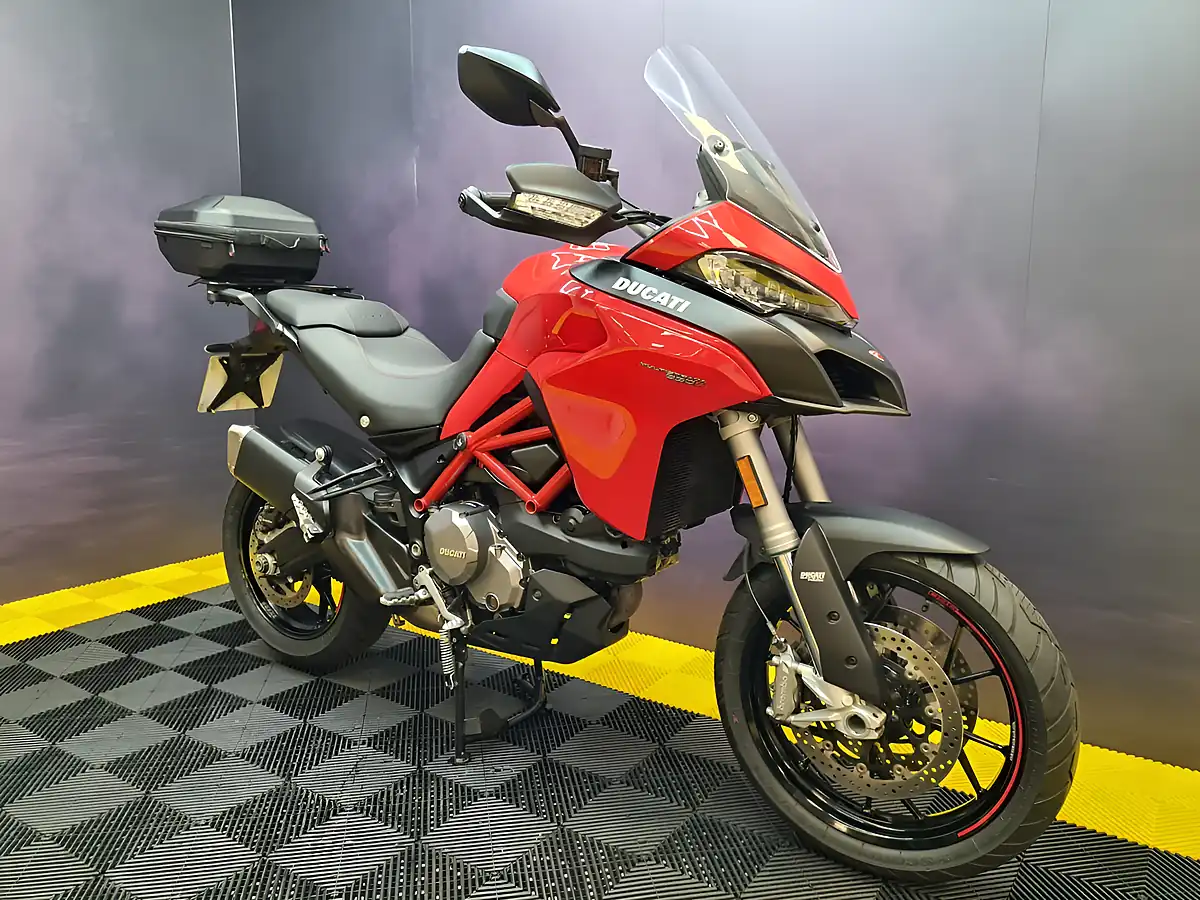 Used 2019 Ducati Multistrada 950 S Red - Interior and Exterior details 4
