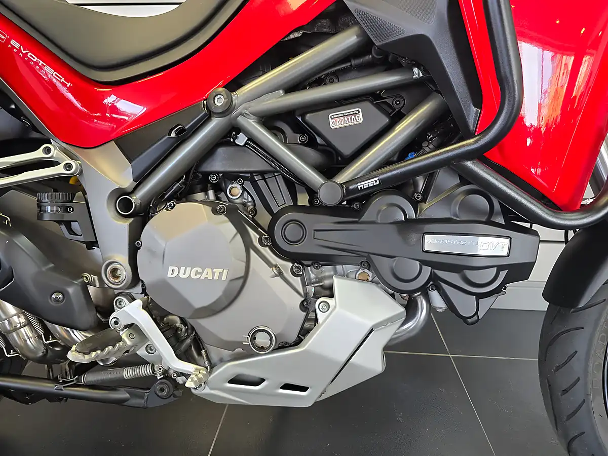 Used 2019 Ducati Multistrada Red - Interior and Exterior details 6