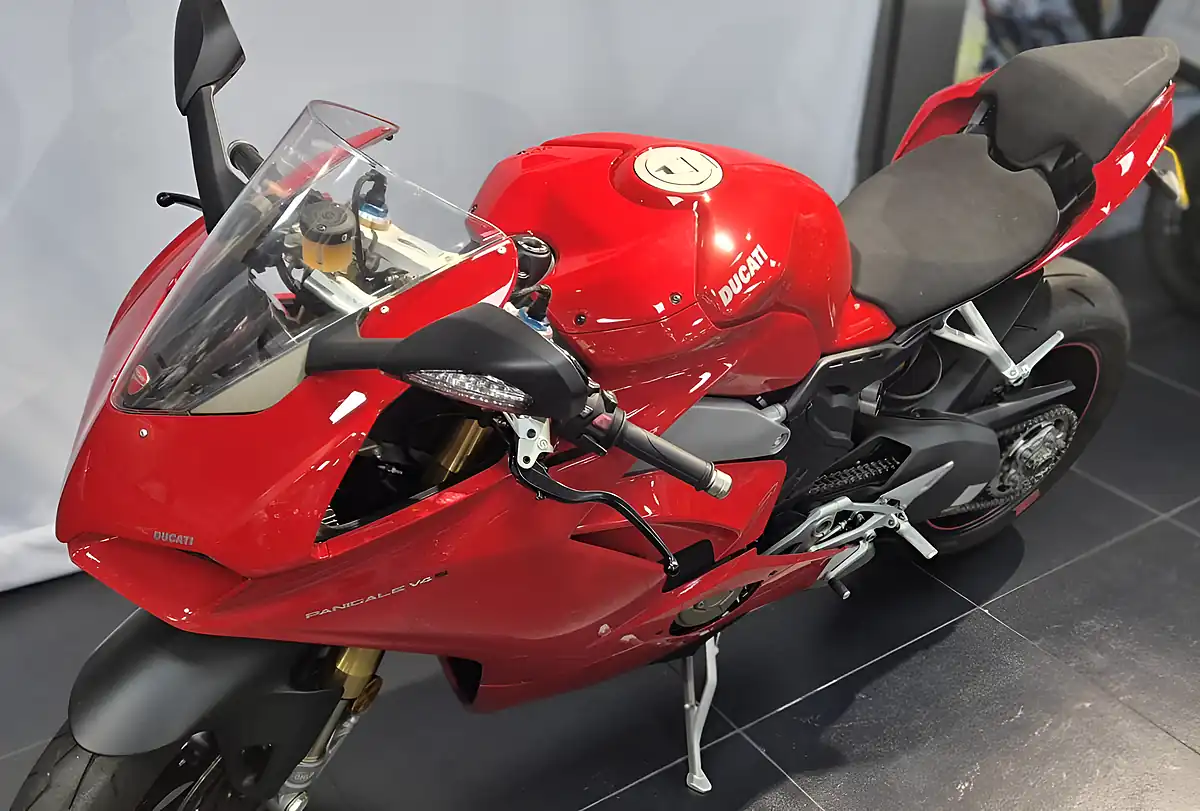 Used 2019 Ducati Panigale V4 S - Interior and Exterior details 13