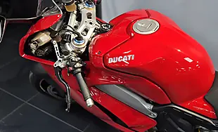Used 2019 Ducati Panigale V4 S - Interior and Exterior details 14