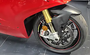 Used 2019 Ducati Panigale V4 S - Interior and Exterior details 9
