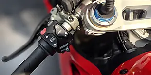Used 2019 Ducati Panigale V4 S - Interior and Exterior details 15