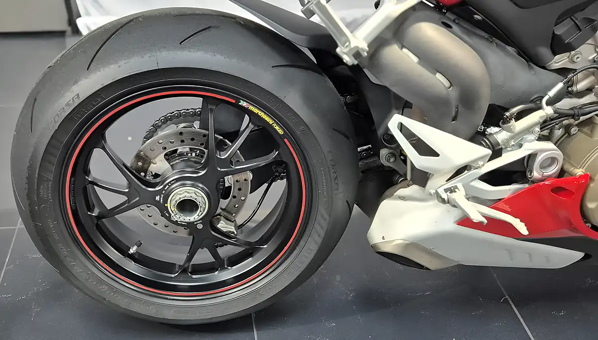 Used 2019 Ducati Panigale V4 S - Interior and Exterior details 3