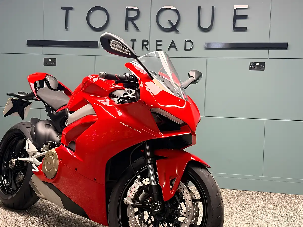 Used 2019 Ducati Panigale V4 Super Sports Red - Interior and Exterior details 10