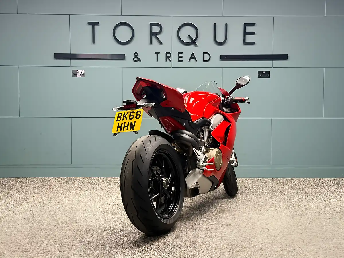 Used 2019 Ducati Panigale V4 Super Sports Red - Interior and Exterior details 4