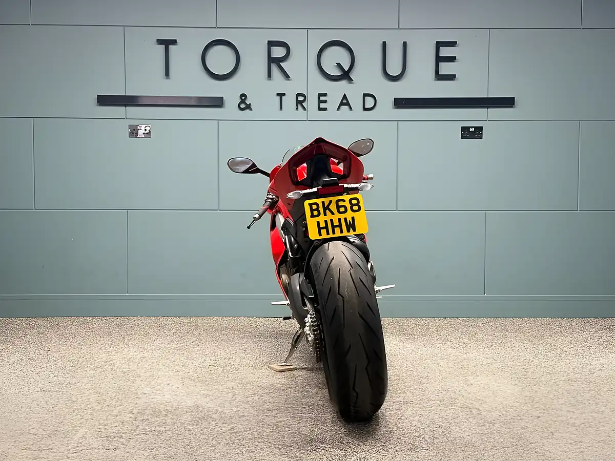 Used 2019 Ducati Panigale V4 Super Sports Red - Interior and Exterior details 5
