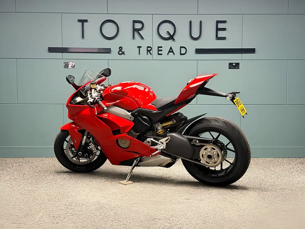 Used 2019 Ducati Panigale V4 Super Sports Red - Interior and Exterior details 7