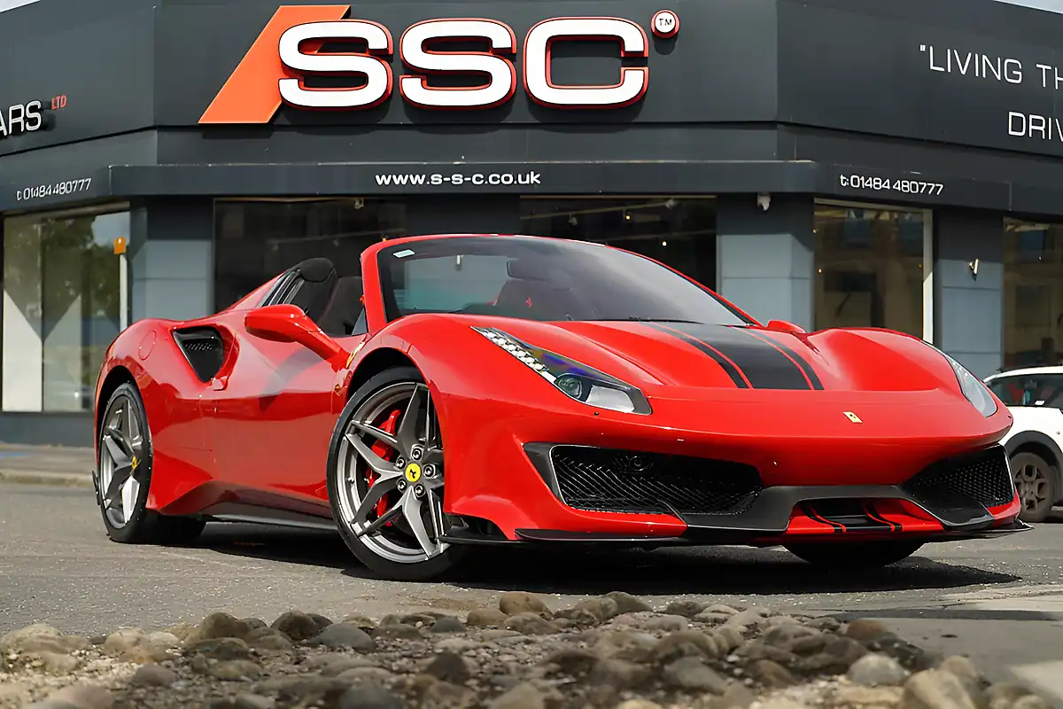 Used 2019 Ferrari 488 Spider Red - Front View