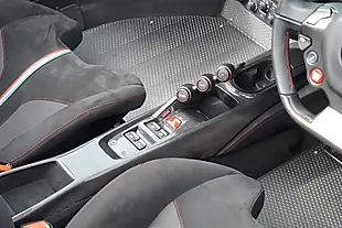 Used 2019 Ferrari 488 Spider Red - Interior and Exterior details 19