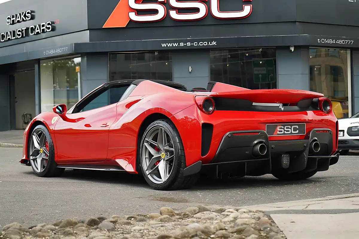Used 2019 Ferrari 488 Spider Red - Interior and Exterior details 2