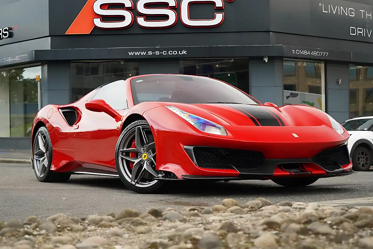Used 2019 Ferrari 488 Spider Red - Interior and Exterior details 20