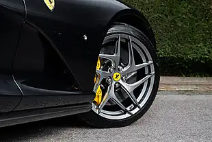 Used 2019 Ferrari 812 Superfast Black - Interior and Exterior details 13