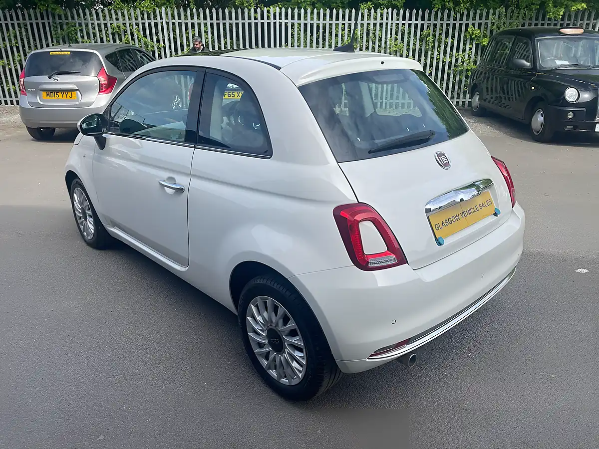 Used 2019 Fiat 500 Lounge 3dr White - Interior and Exterior details 6