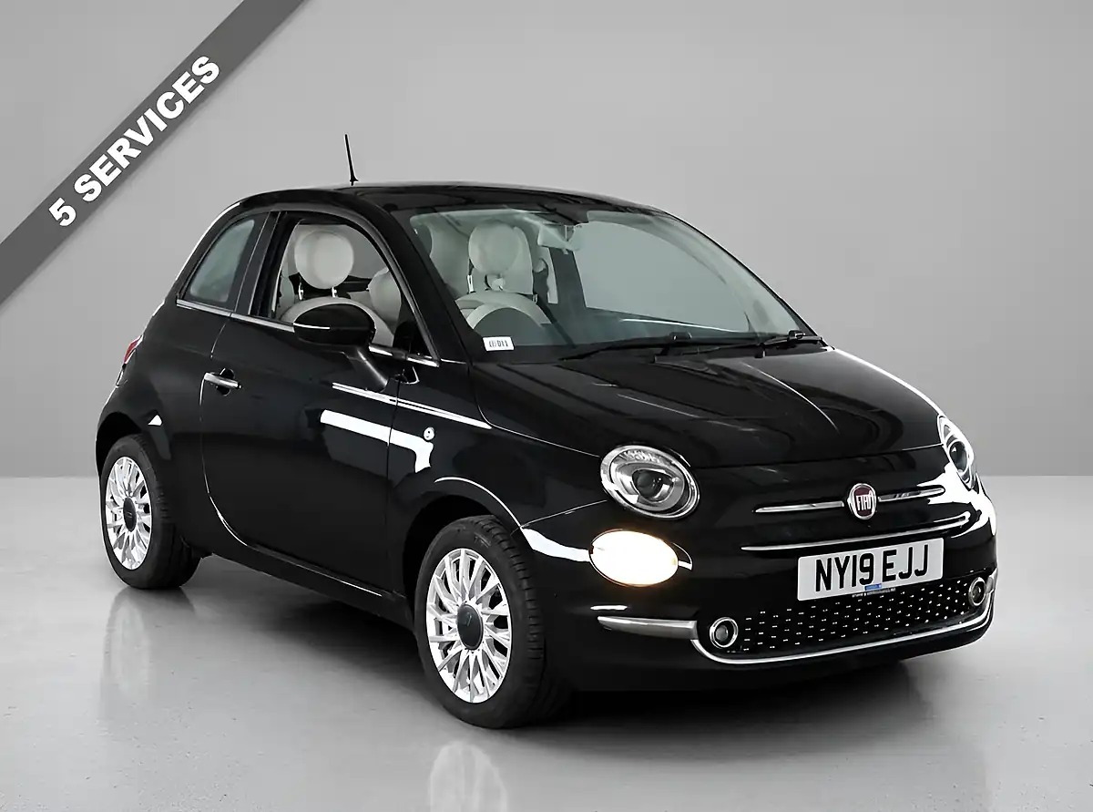 Used 2019 Fiat 500 Lounge Black - Front View
