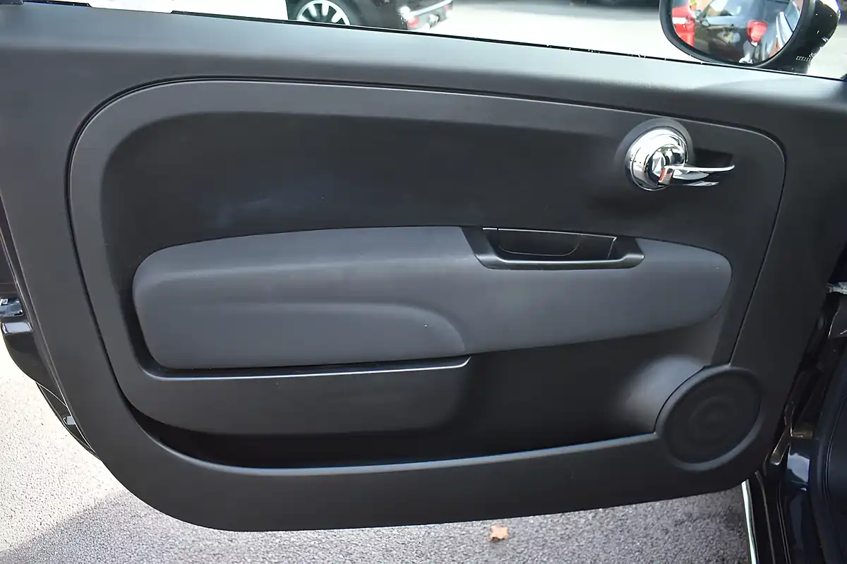 Used 2019 Fiat 500 Lounge Black - Interior and Exterior details 13