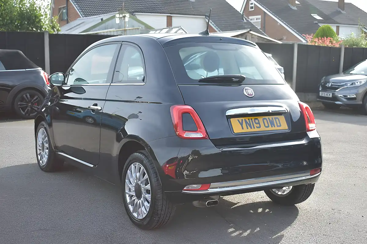 Used 2019 Fiat 500 Lounge Black - Interior and Exterior details 4