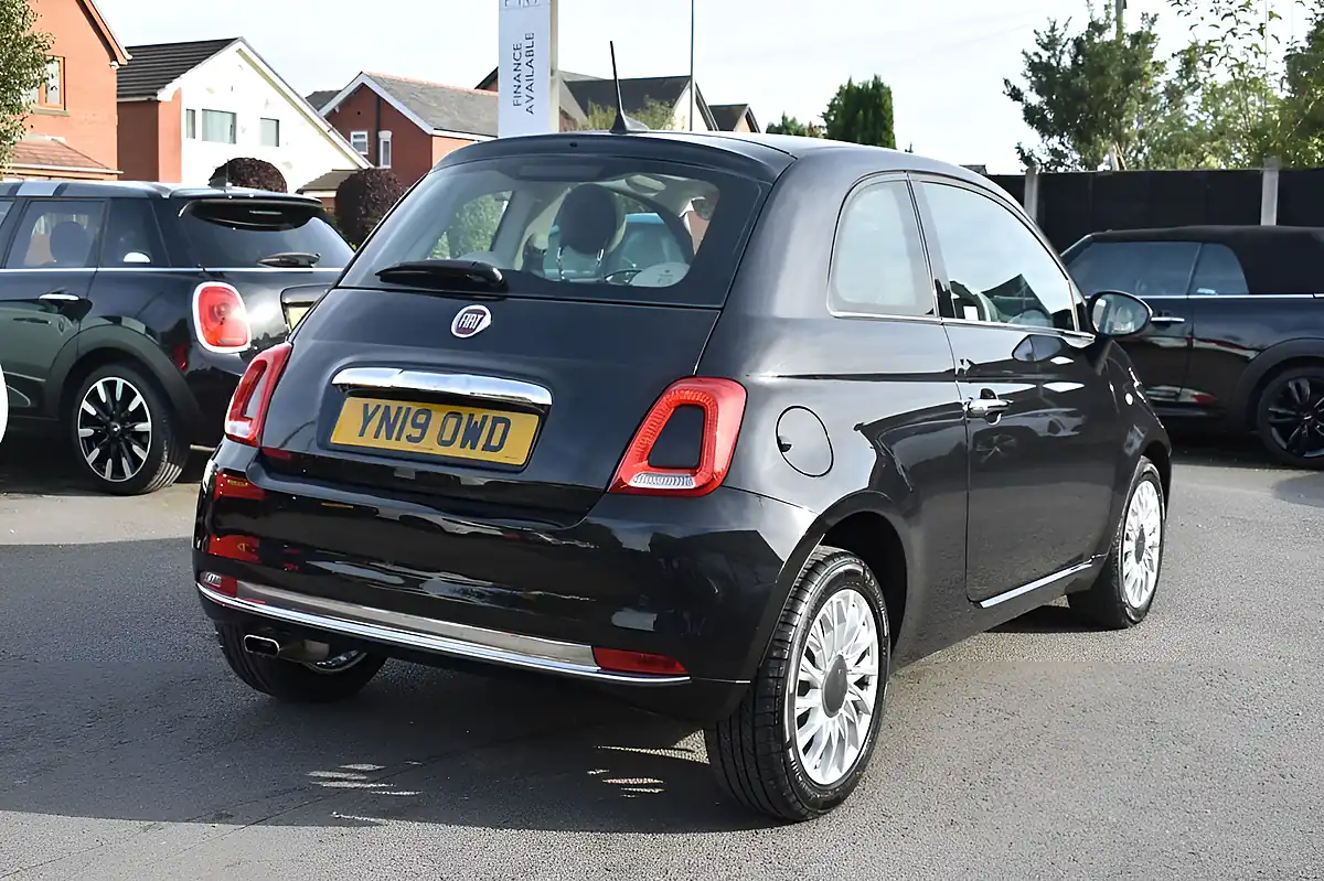 Used 2019 Fiat 500 Lounge Black - Interior and Exterior details 6