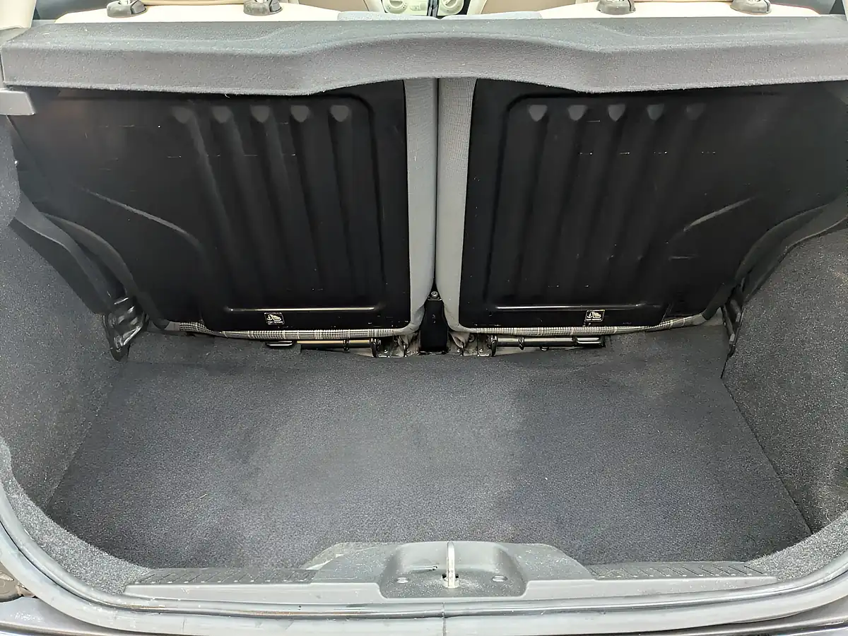 Used 2019 Fiat 500 Lounge Black - Interior and Exterior details 10
