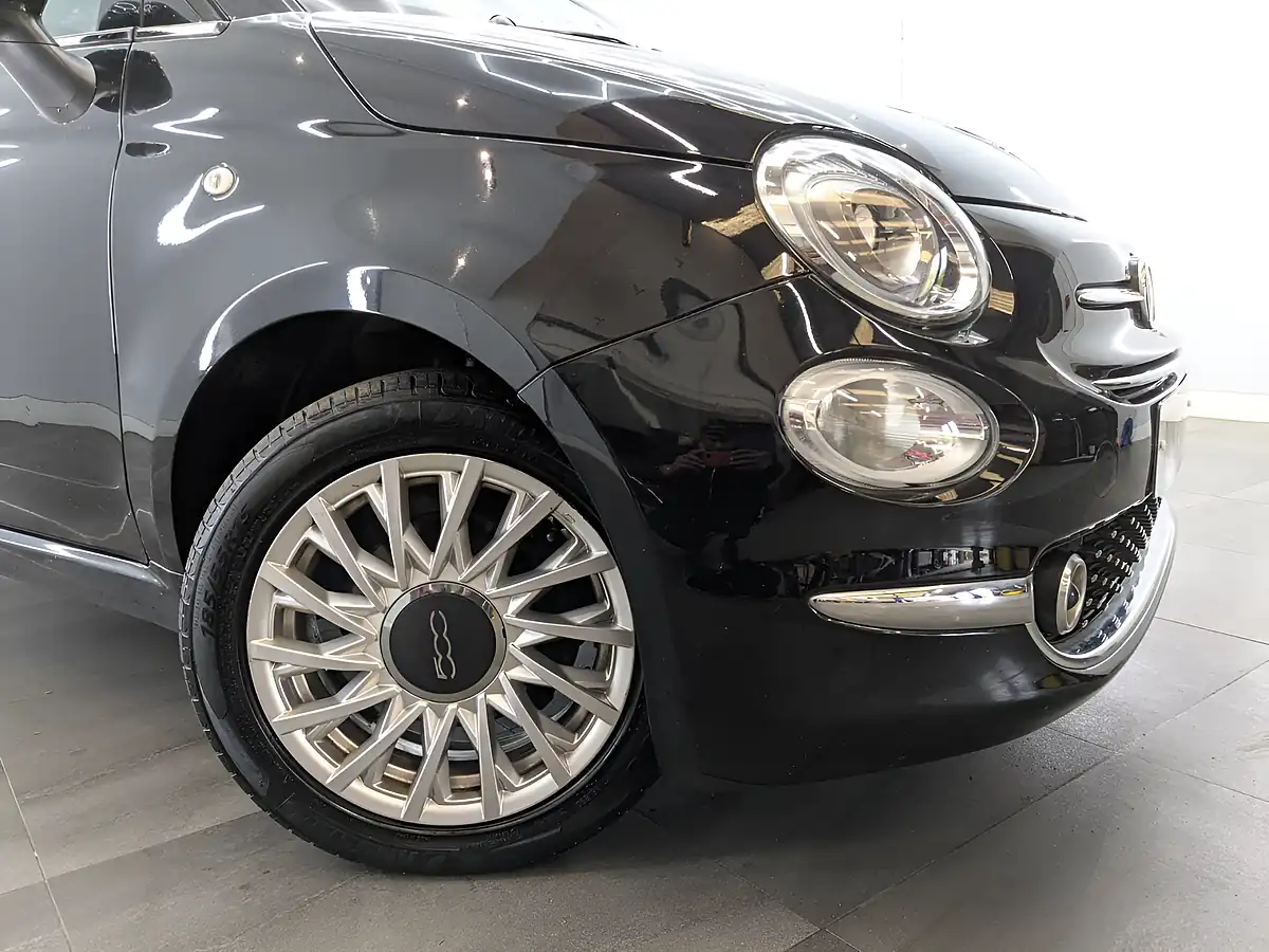Used 2019 Fiat 500 Lounge Black - Interior and Exterior details 2