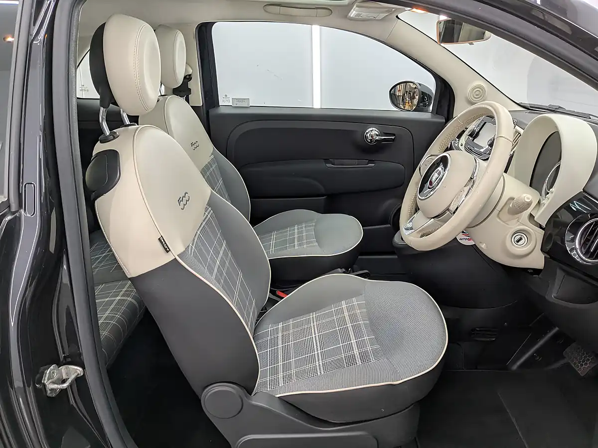 Used 2019 Fiat 500 Lounge Black - Interior and Exterior details 20