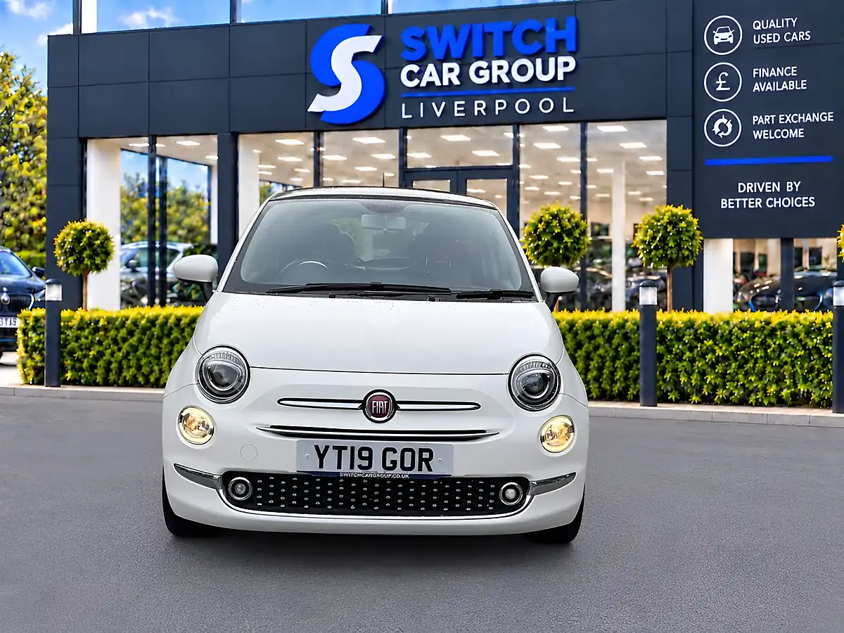 Used 2019 Fiat 500 Lounge Bossa Nova White - Interior and Exterior details 11