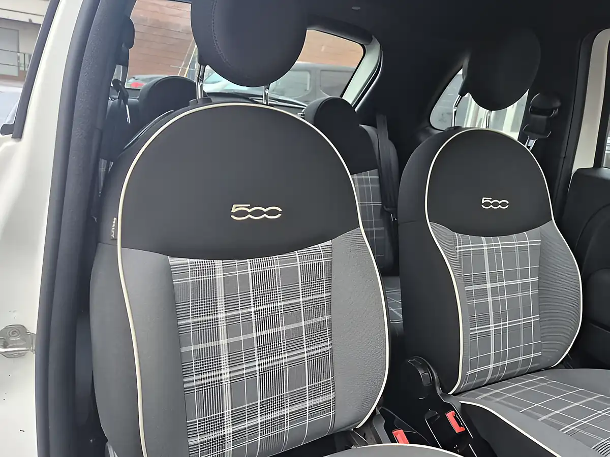 Used 2019 Fiat 500 Lounge Bossa Nova White - Interior and Exterior details 17