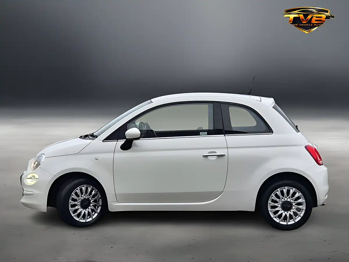 Used 2019 Fiat 500 Lounge Bossa Nova White - Interior and Exterior details 7