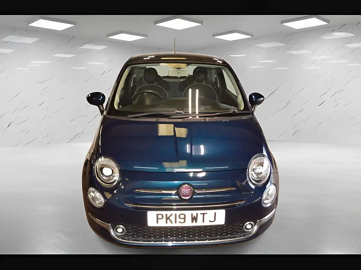 Used 2019 Fiat 500 Lounge Epic Blue - Interior and Exterior details 2