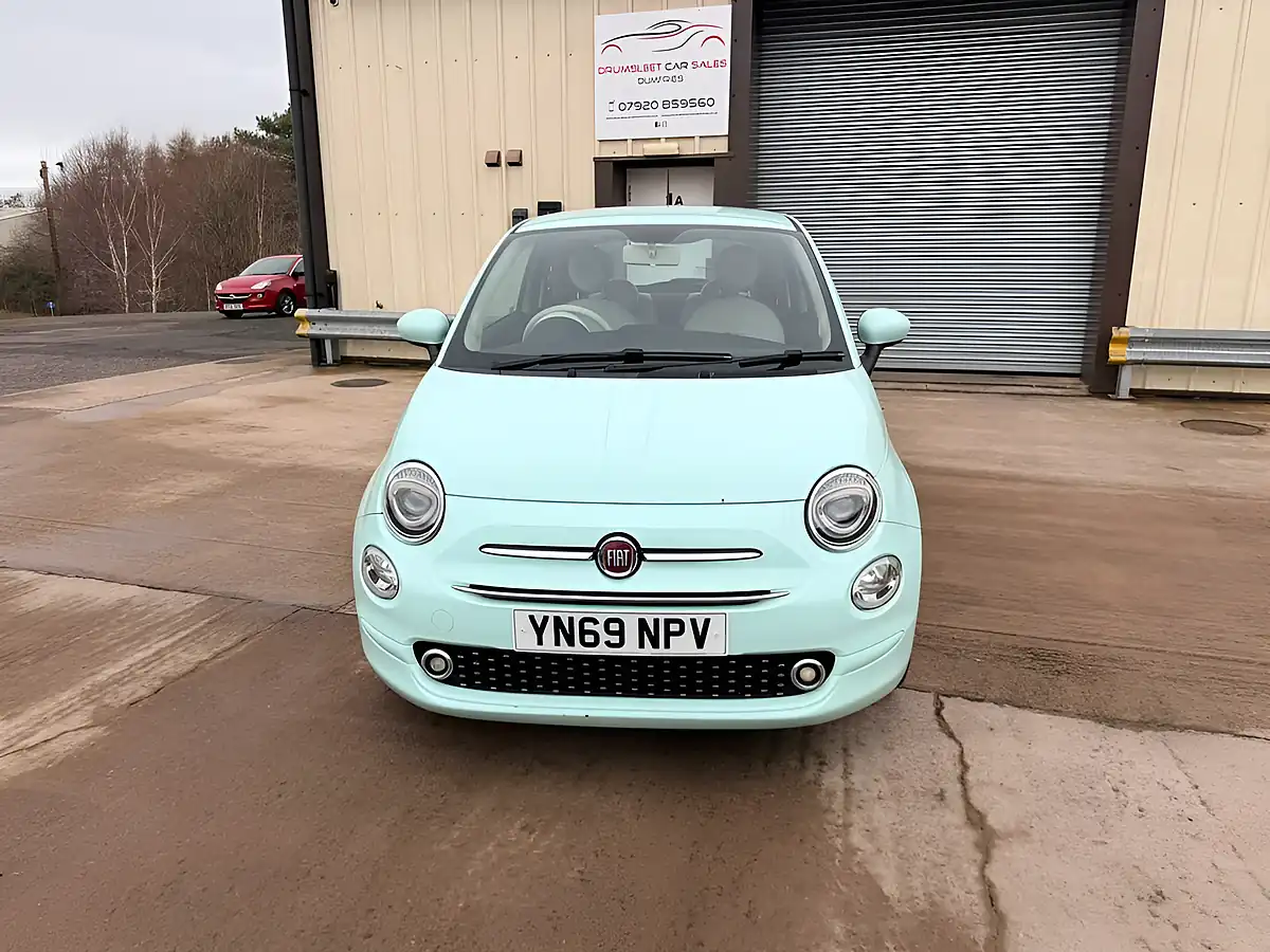 Used 2019 Fiat 500 Lounge Green - Interior and Exterior details 3