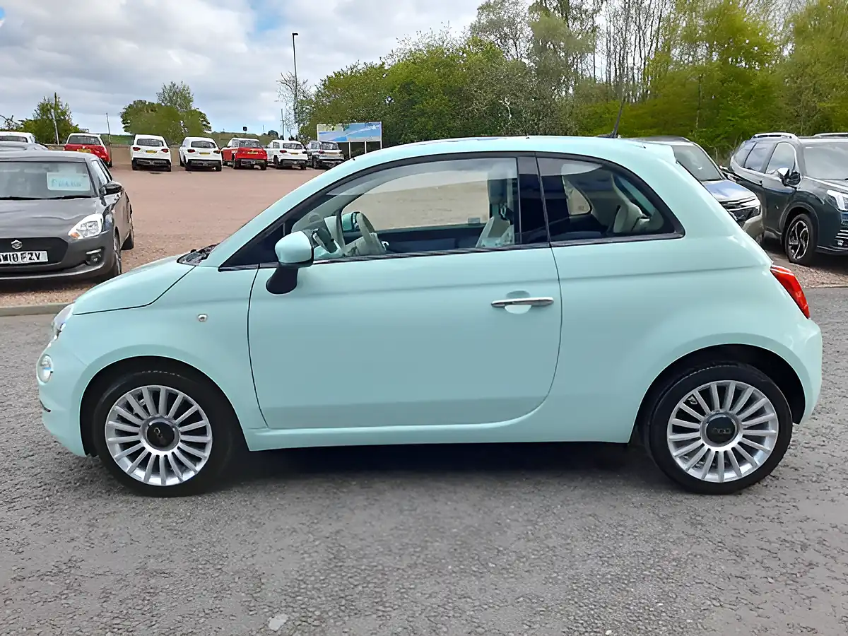 Used 2019 Fiat 500 Lounge Green - Interior and Exterior details 5