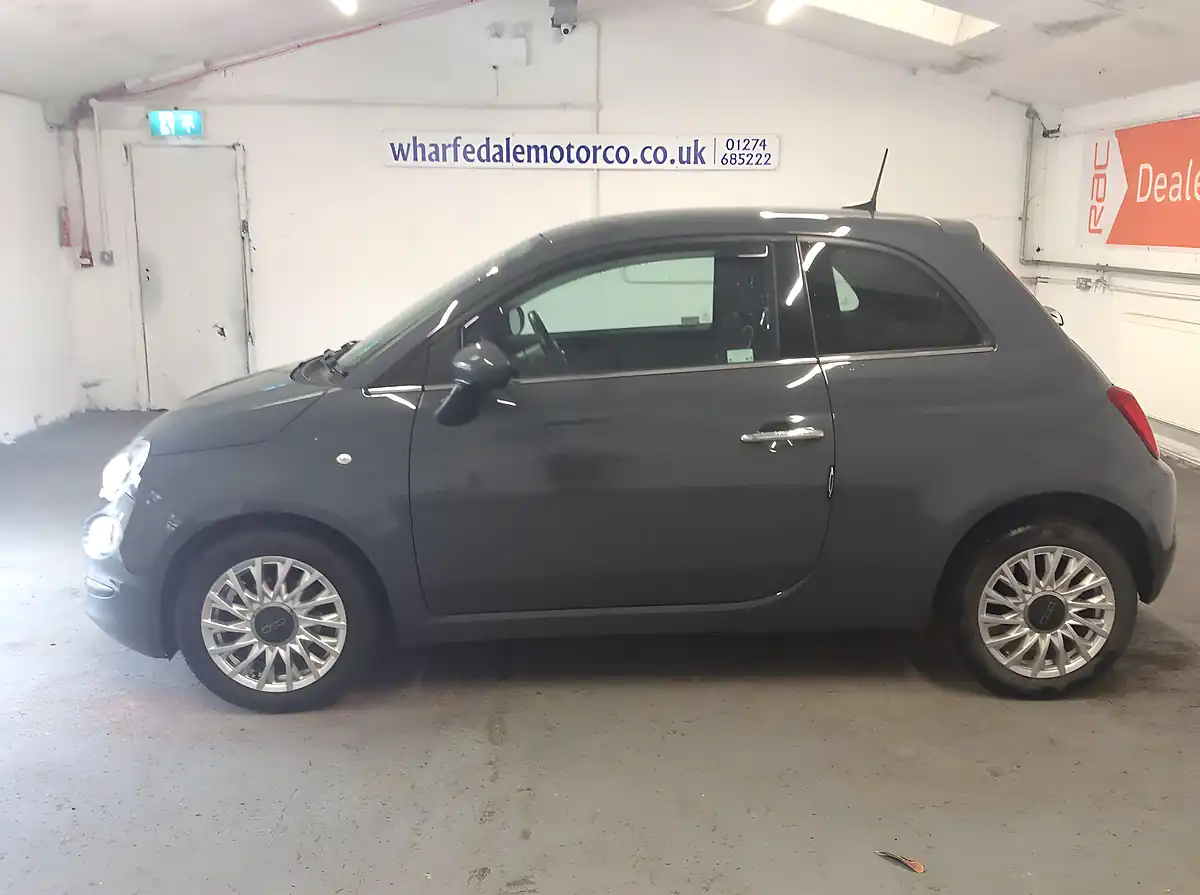 Used 2019 Fiat 500 Lounge Grey - Interior and Exterior details 3