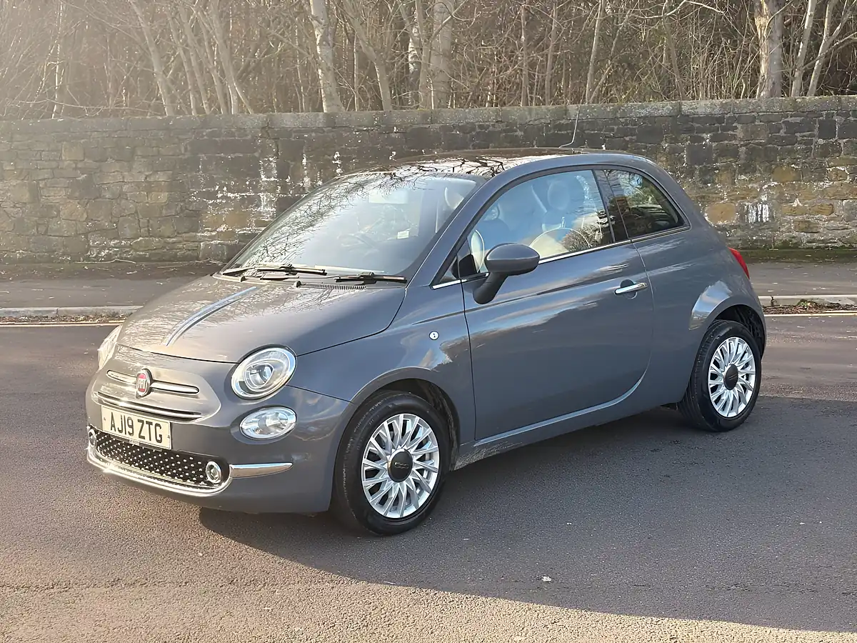 Used 2019 Fiat 500 Lounge Grey - Interior and Exterior details 15