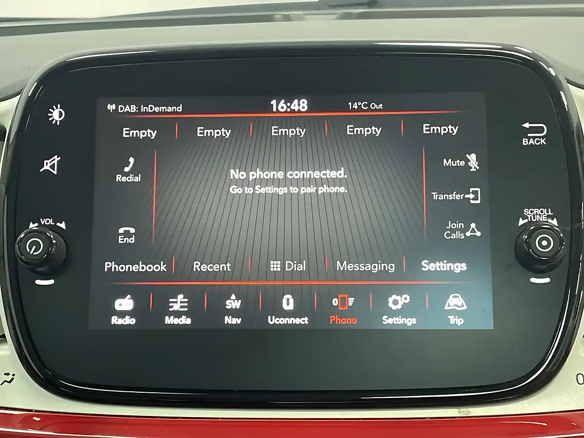 Used 2019 Fiat 500 Lounge Pasodoble Red - Interior and Exterior details 16